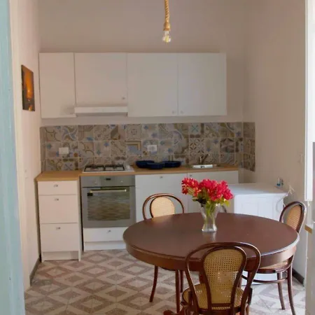 Apartment Omodei House Marsala